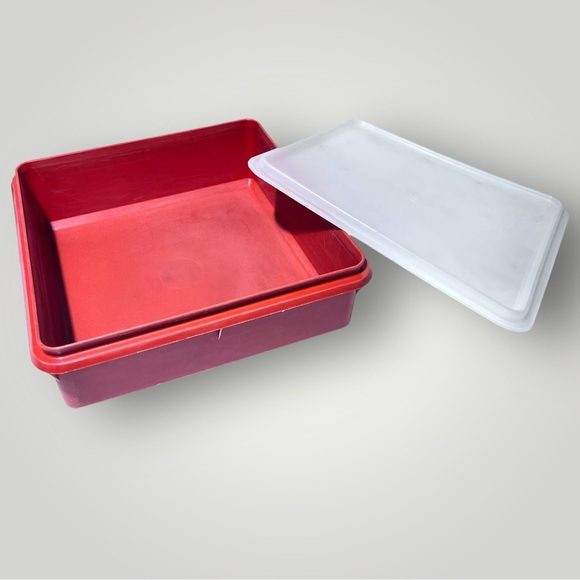 **Vintage Tupperware Square Container with Lid - Picture 7 of 13